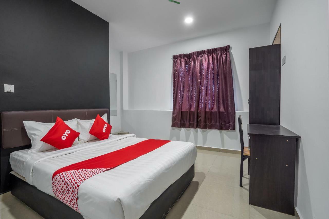 Oyo 1167 Rest And Go Hotel 클랑 외부 사진